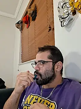 Zander823のライブXXXチャット