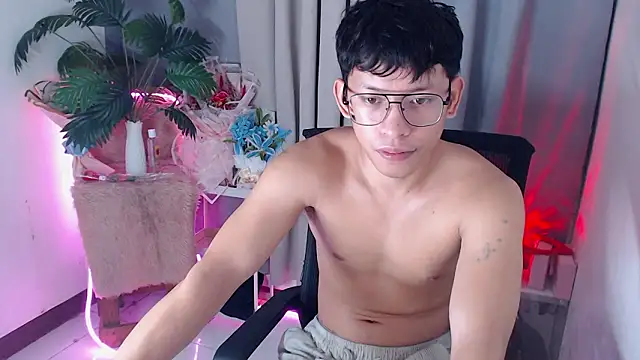 pinkcock_froi2305 现场XXX聊天