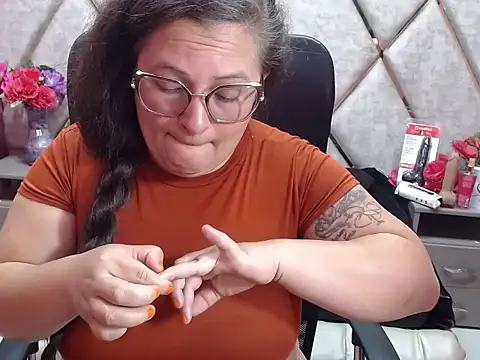 Sarah_Boobs_n Live XXX chat