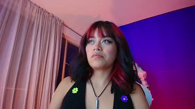 vanelope11 Adlı Modelin Canlı XXX Sohbeti