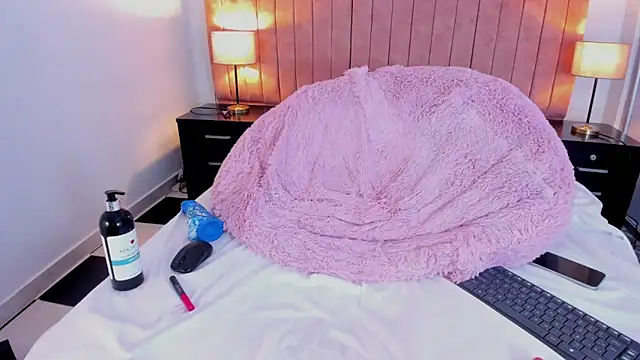 Ashanti_Moreno – Naživo XXX chat