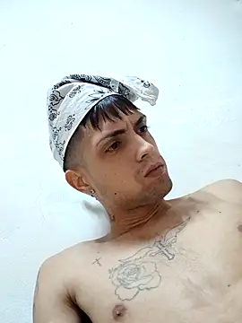 CubanoxxxSex's Webcam Show
