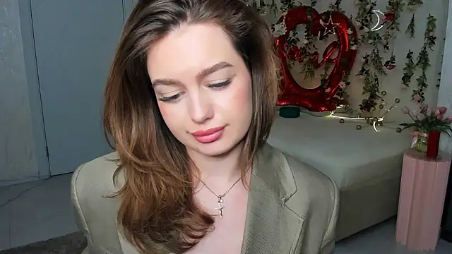 دردشة MiracleCurly الجنسية المباشرة