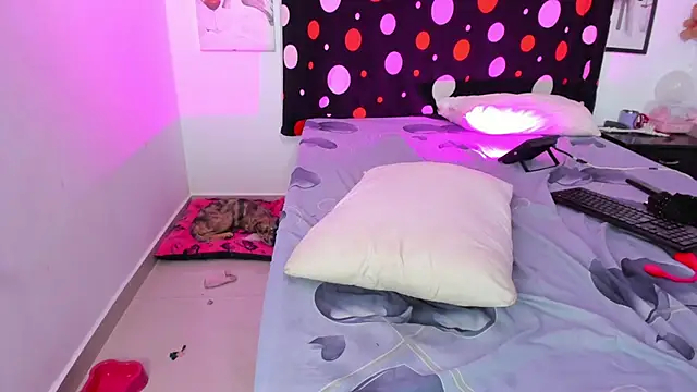 Rihanna_hotx 现场XXX聊天