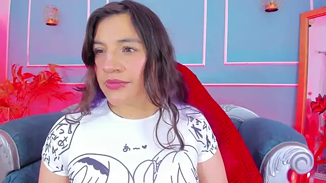 TaraTaylorr Chat XXX in diretta