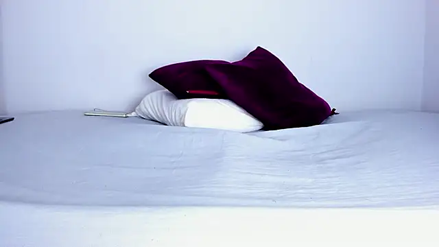 Skarleth69n Live XXX chat