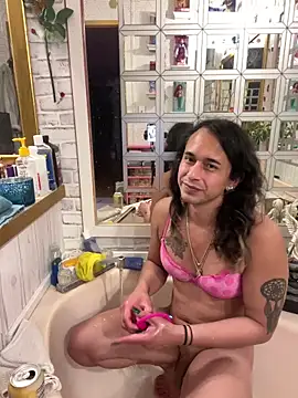 Pokazy przed kamerką – TranSexualJade95