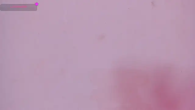 MissCurvyTop live XXX chat