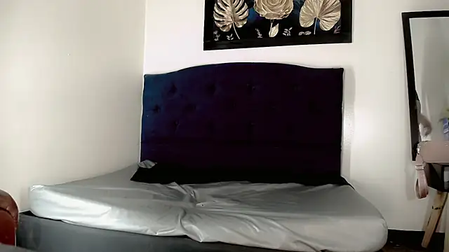 Chatroom XXX en direct de Karlaa_Hernandez_