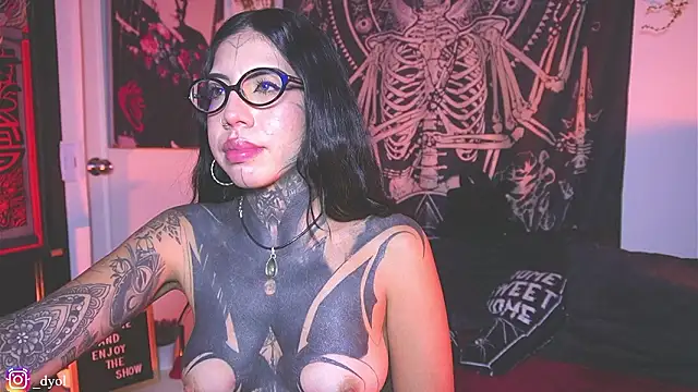 Dalia_Vorhees' Live XXX Chat