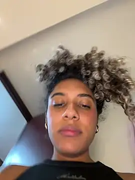 Chat +18 de Belkaj ao vivo