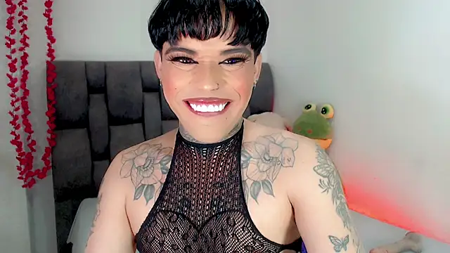 little_star_porn Show in webcam