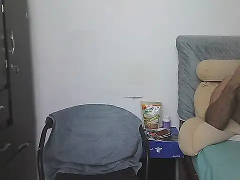 AlphaLatinoBear: онлайн-секс-чат