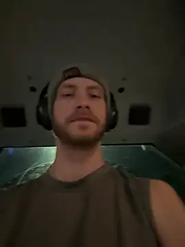 Dirty_Dino webkamerás műsora