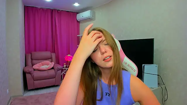 Strawberrye's Live XXX Chat