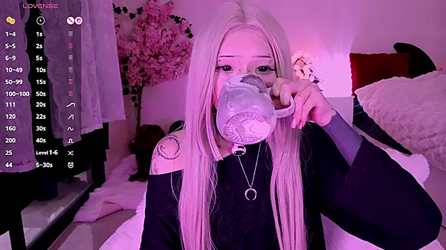 Lein_Bone – Naživo XXX chat