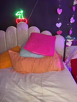 AlisonHoot69 现场XXX聊天