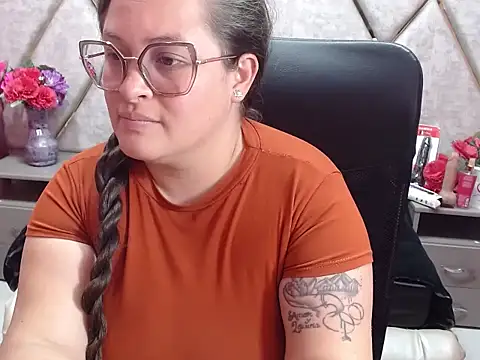 Sarah_Boobs_ Obrolan Langsung XXX