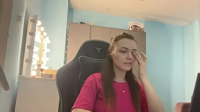 AndreeMerryman: онлайн-секс-чат