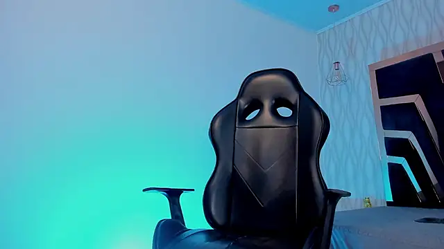 Petesevans Adlı Modelin Canlı XXX Sohbeti