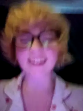 mcjbgfhgjhiiilllufjyf Adlı Modelin Canlı XXX Sohbeti