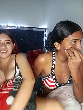 Chat +18 de Chloe_Sky_love ao vivo