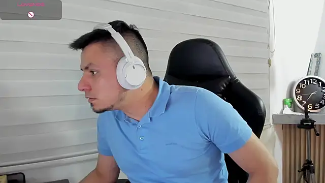 Živý XXX chat Rick_Adams