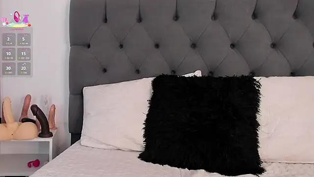 LiliCarterm 现场XXX聊天