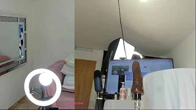 โชว์เว็บแคมของ Ashley_Jonness_