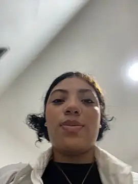 Britney__Latina Live XXX-Chat