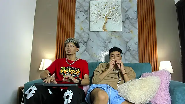 Czat XXX na żywo – YOUNG_BOYS_HELL