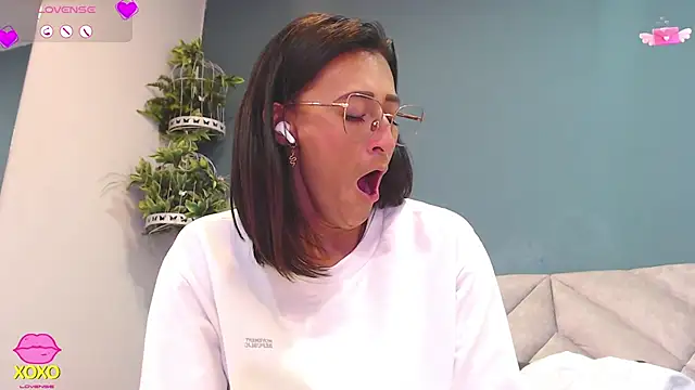 SharisWillian Chat XXX in diretta