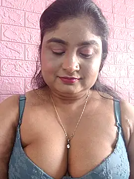 โชว์เว็บแคมของ hornyriyanka