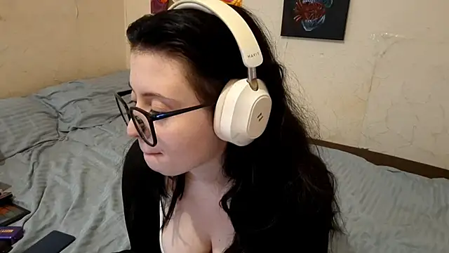 MindyMinty live XXX chat