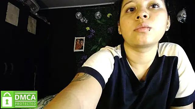 Mr_MrsCurie élő XXX-chatje