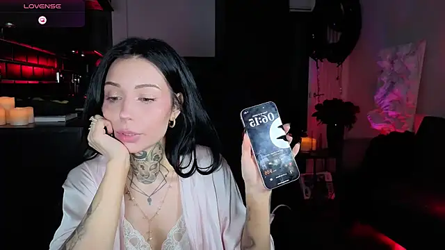 Aaaliceee Chat XXX in diretta