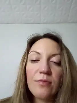 KattyLuuu Chat XXX in diretta