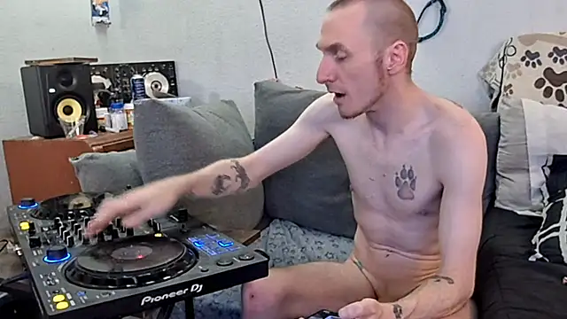 Živý XXX chat pyrowuff