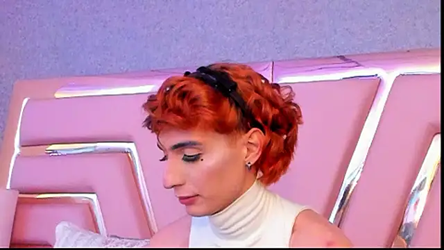 Chatroom XXX en direct de KylieMonnett