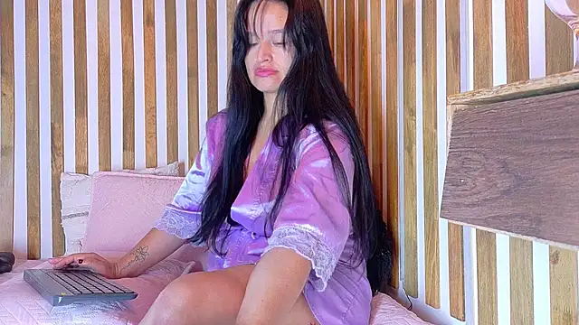 Jennifer_Vega1 Chat XXX in diretta