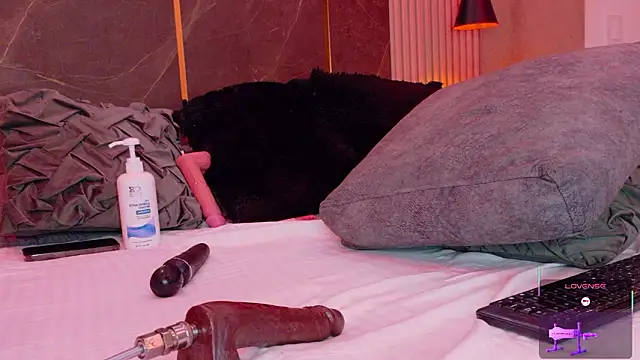 XXX chat uživo modela SophiieEvanss