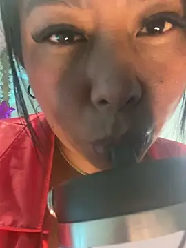 XXX chat uživo modela Lucigh_