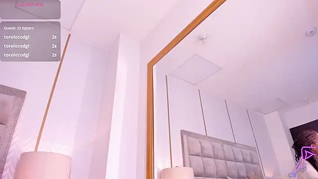 XXX chat uživo modela DakotaWangi