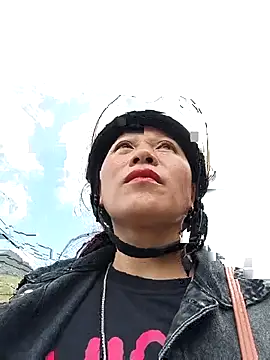 Jooj-: вебкам-шоу