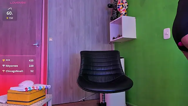 Chatroom XXX en direct de riky_11