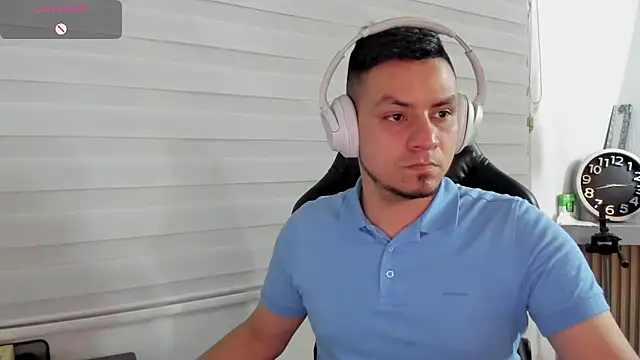 Chatroom XXX en direct de Rick_Adams