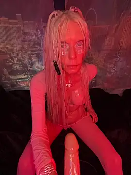 1NikiVegas Chat XXX in diretta