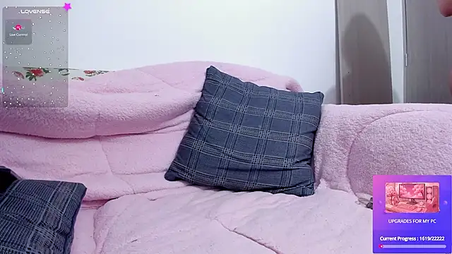 LilSasha's Live XXX Chat