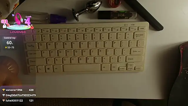 Isa_Thompson__ Live XXX-chat