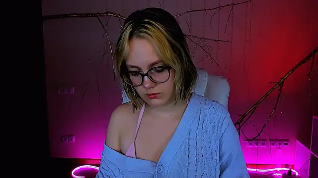 madeline_doll Live XXX-chat